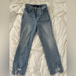 Hollister Ultra High-Rise Crop Vintage Straight